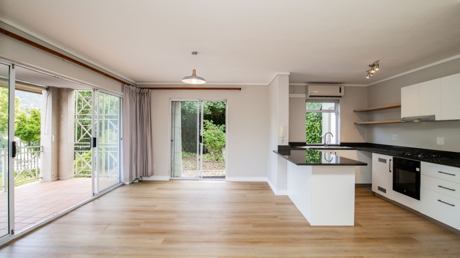 To Let 2 Bedroom Property for Rent in Hout Bay Western Cape